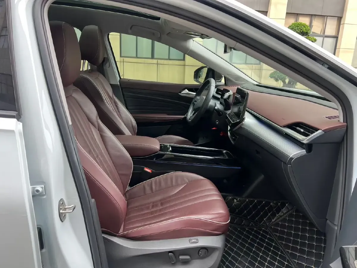 2021 Volkswagen ID.6 Crozz BEV 84.8KWH,autocango,china used car exporter,china ev exporter,chinese used car exporter,chinese used ev exporter