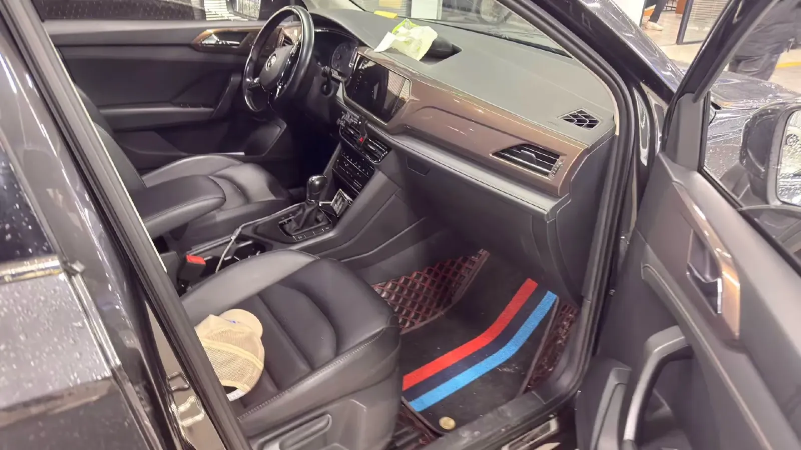 2021 Volkswagen Tharu 1.4T 150HP L4 7DCT,autocango,china used car exporter,china ev exporter,chinese used car exporter,chinese used ev exporter