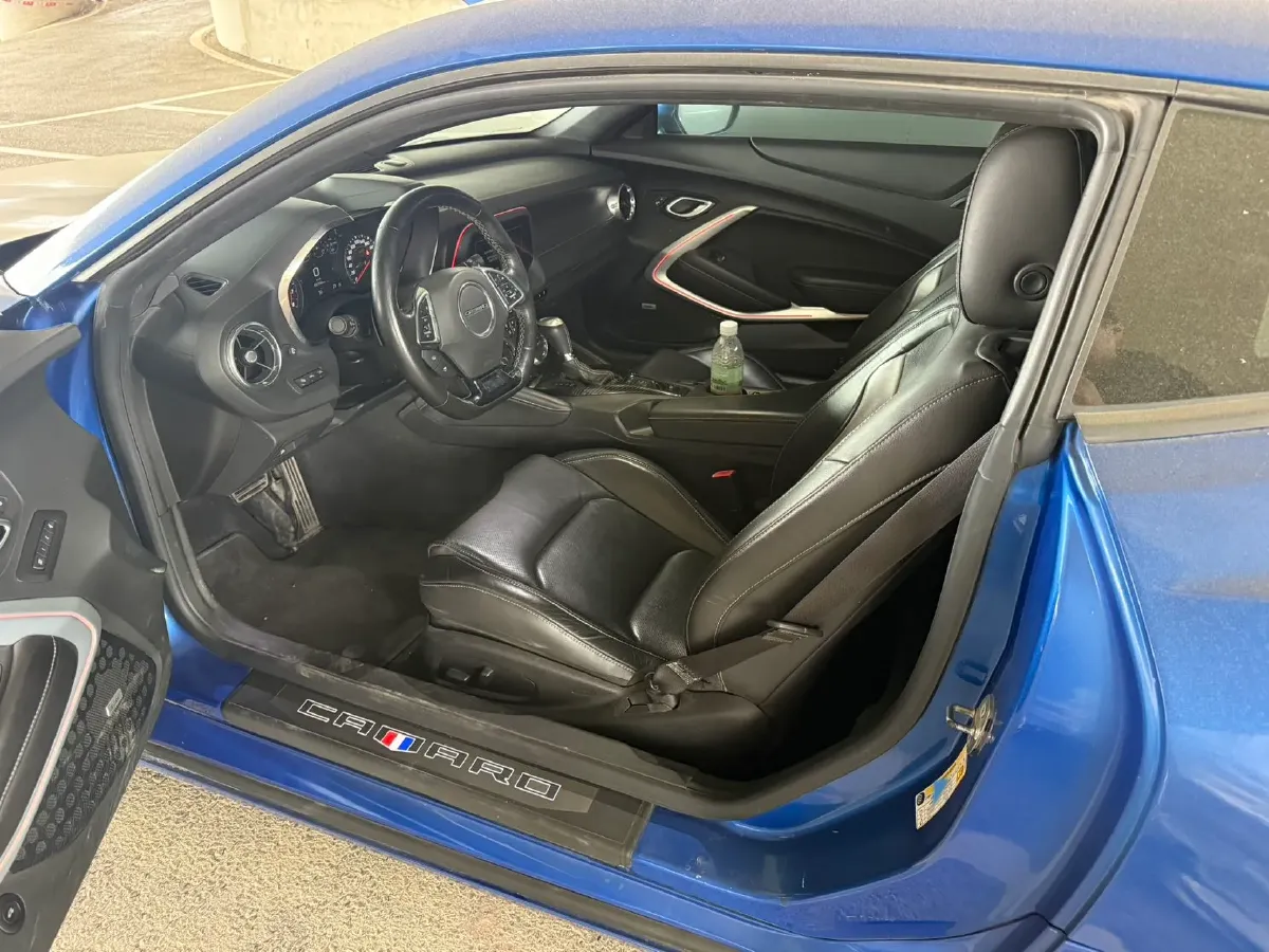 2017 Chevrolet Camaro 2.0T 275HP L4 8AT,autocango,china used car exporter,china ev exporter,chinese used car exporter,chinese used ev exporter