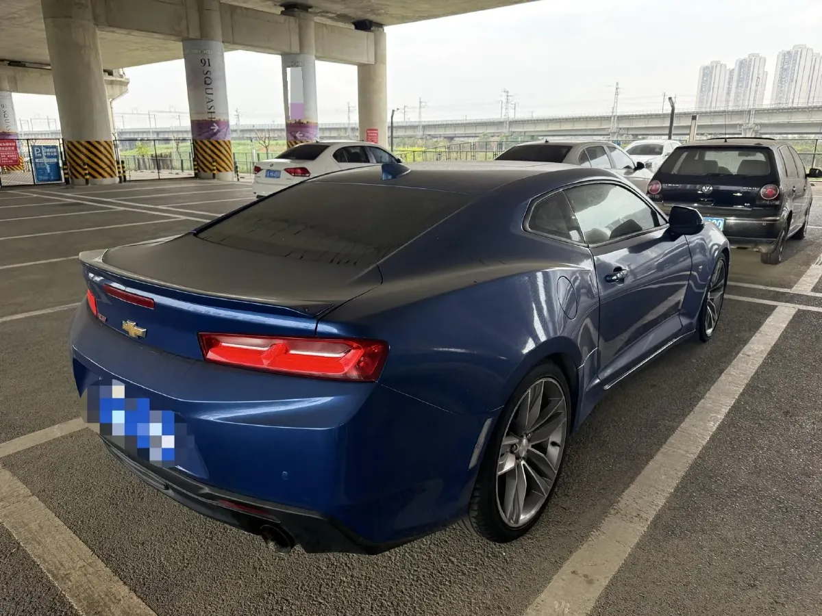 2017 Chevrolet Camaro 2.0T 275HP L4 8AT,autocango,china used car exporter,china ev exporter,chinese used car exporter,chinese used ev exporter
