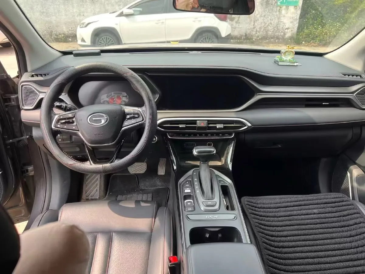 2021 GAC Trumpchi GS4 1.5T 169HP L4 6AT,autocango,china used car exporter,china ev exporter,chinese used car exporter,chinese used ev exporter