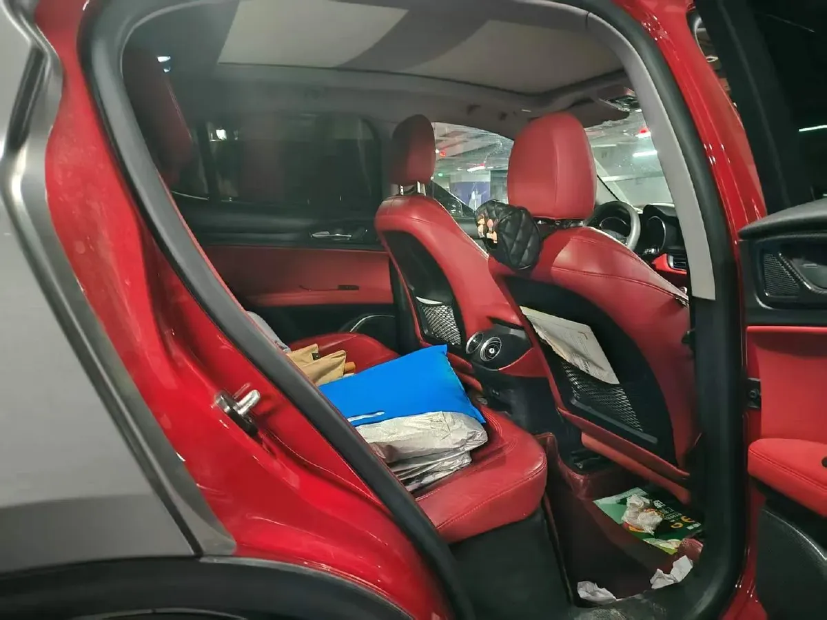 2017 Jaguar XE 2.0T 240HP L4 8AT,autocango,china used car exporter,china ev exporter,chinese used car exporter,chinese used ev exporter