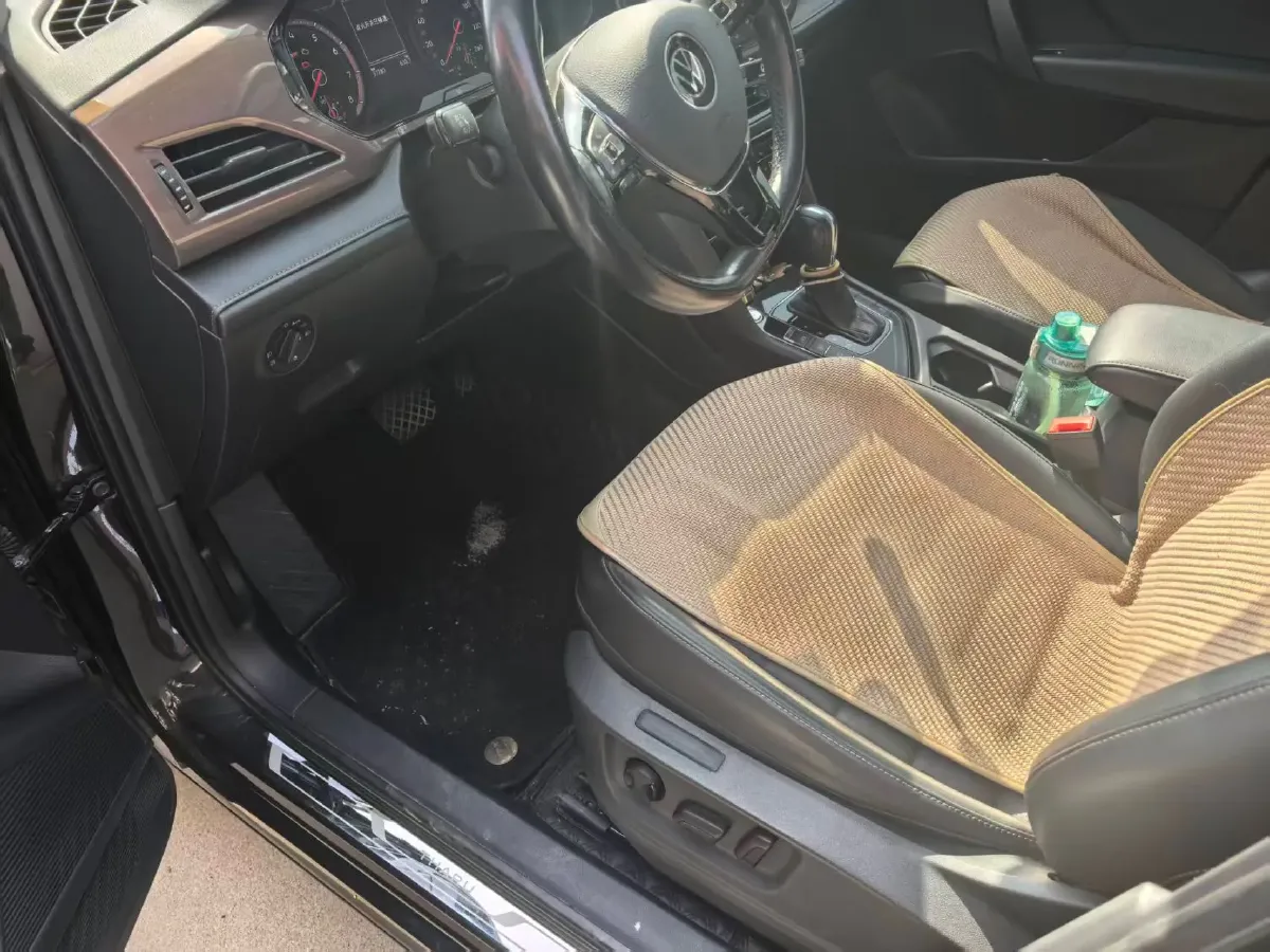 2021 Volkswagen Tharu 1.4T 150HP L4 7DCT,autocango,china used car exporter,china ev exporter,chinese used car exporter,chinese used ev exporter