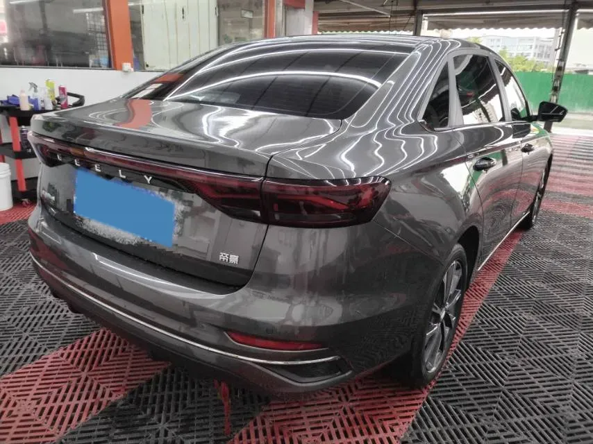 2025 Geely Emgrand 1.5L 127HP L4 CVT,autocango,china used car exporter,china ev exporter,chinese used car exporter,chinese used ev exporter