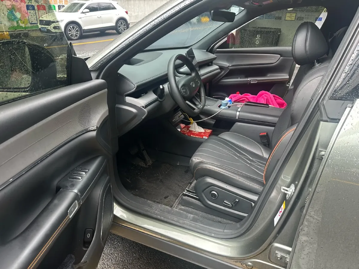 2025 ChangAn QiYuan Q07 1.5T 150HP L4 E-CVT PHEV,autocango,china used car exporter,china ev exporter,chinese used car exporter,chinese used ev exporter