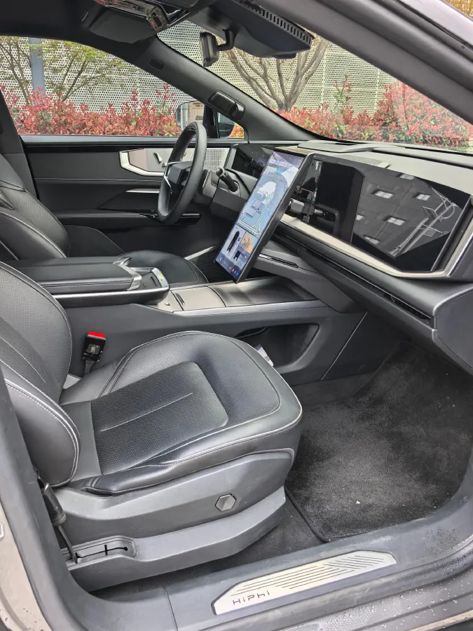 2023 HiPhi Y BEV 76.6KWH,autocango,china used car exporter,china ev exporter,chinese used car exporter,chinese used ev exporter