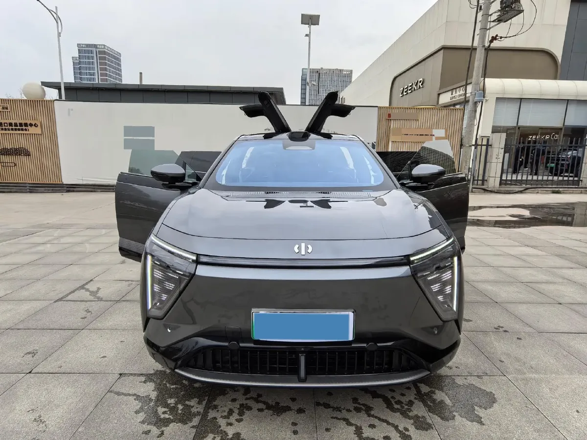 2023 HiPhi Y BEV 76.6KWH,autocango,china used car exporter,china ev exporter,chinese used car exporter,chinese used ev exporter