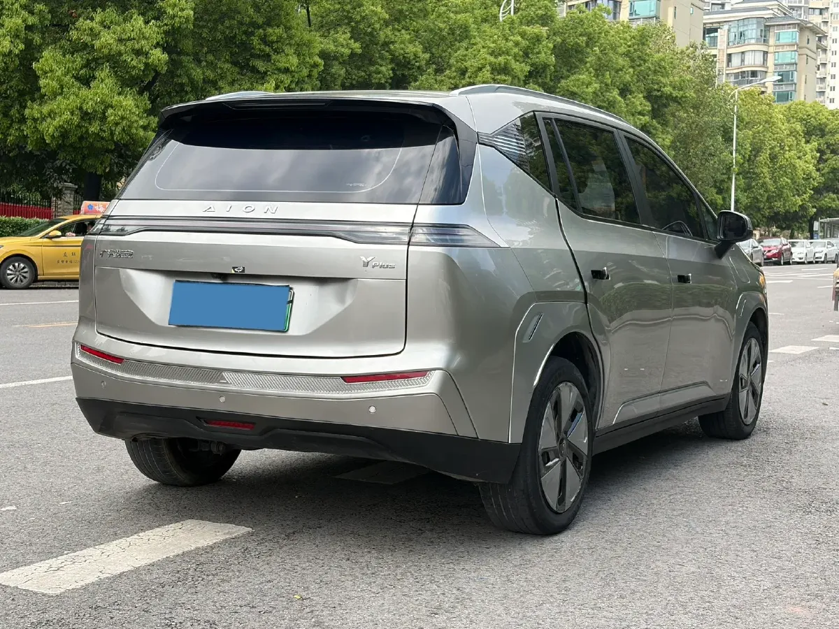 2023 GAC Trumpchi GS4 1.5T 177HP L4 6AT,autocango,china used car exporter,china ev exporter,chinese used car exporter,chinese used ev exporter