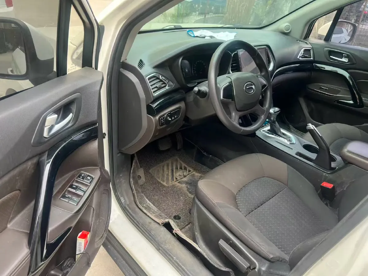 2017 GAC Trumpchi GS4 1.3T 137HP L4 7DCT,autocango,china used car exporter,china ev exporter,chinese used car exporter,chinese used ev exporter