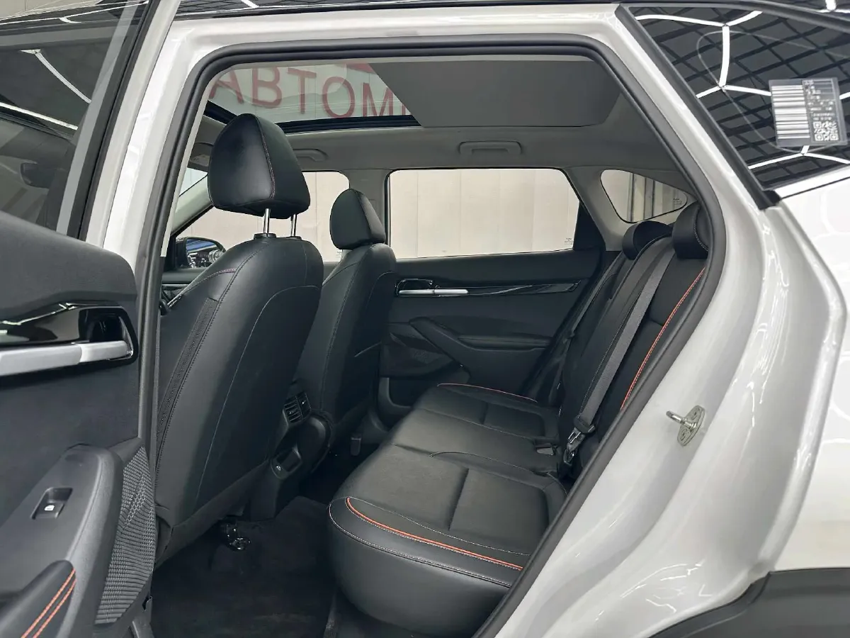 2023 Kia Seltos 1.5L 115HP L4 CVT,autocango,china used car exporter,china ev exporter,chinese used car exporter,chinese used ev exporter