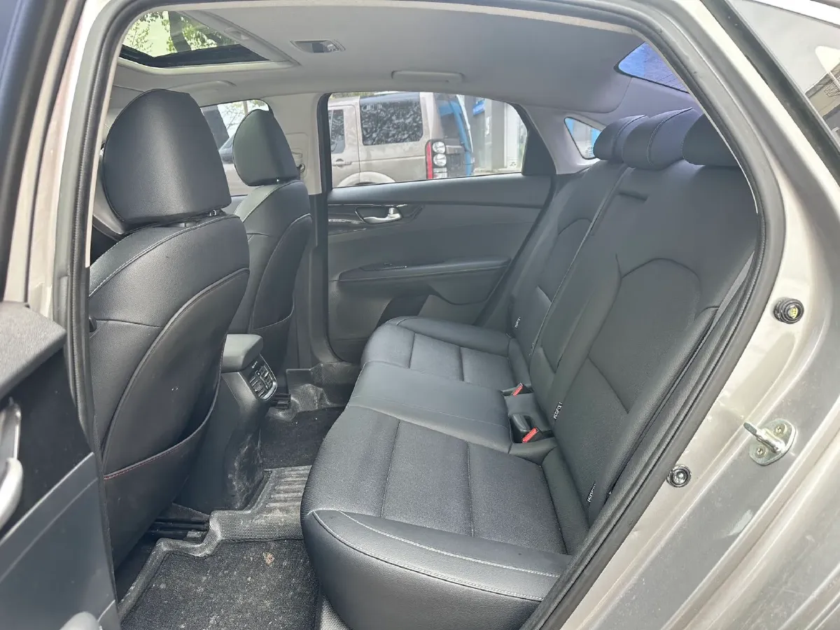 2020 Kia K3 1.5L 115HP L4 CVT,autocango,china used car exporter,china ev exporter,chinese used car exporter,chinese used ev exporter