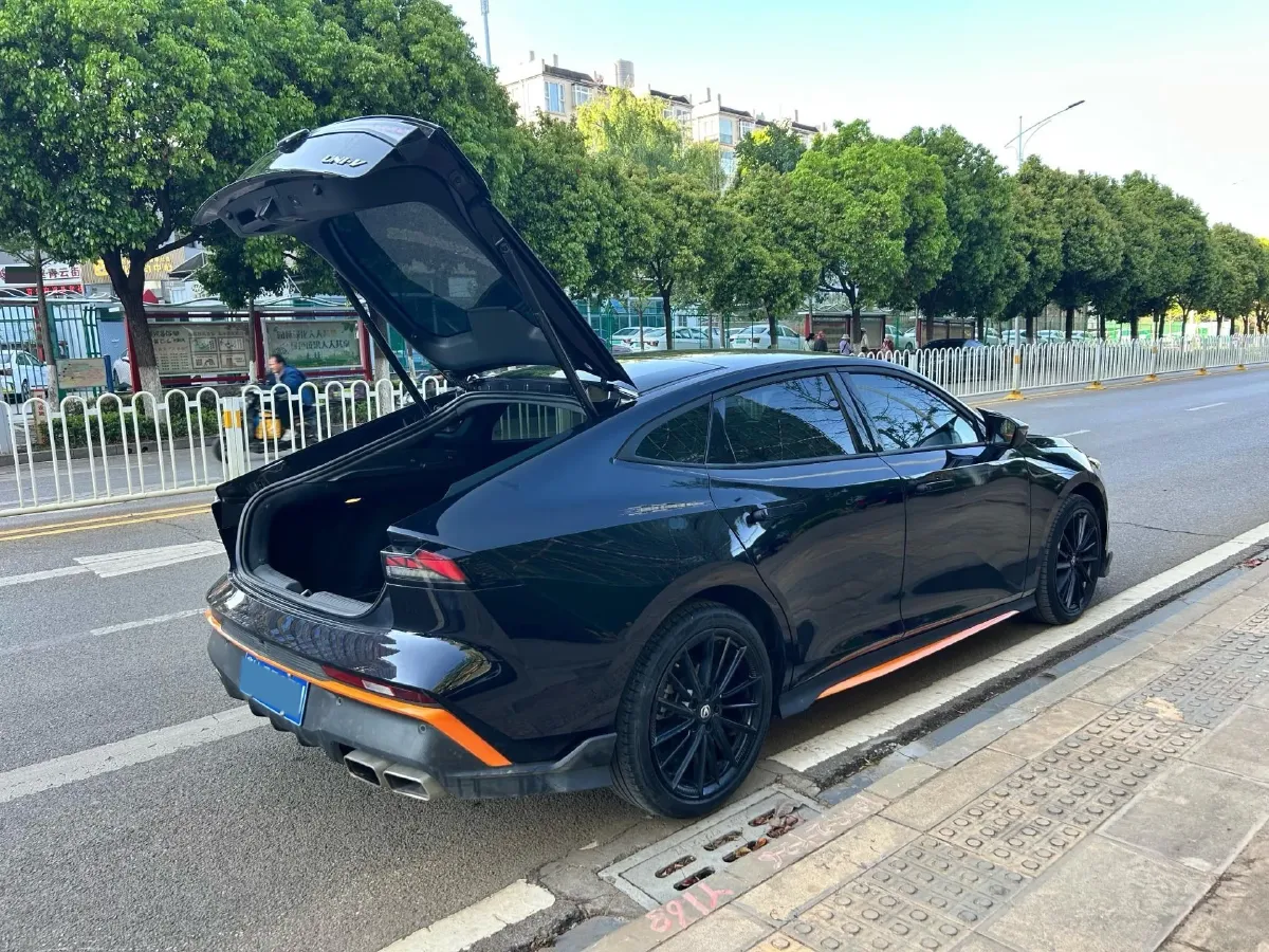 2025 ChangAn UNI-V 1.5T 192HP L4 7DCT,autocango,china used car exporter,china ev exporter,chinese used car exporter,chinese used ev exporter