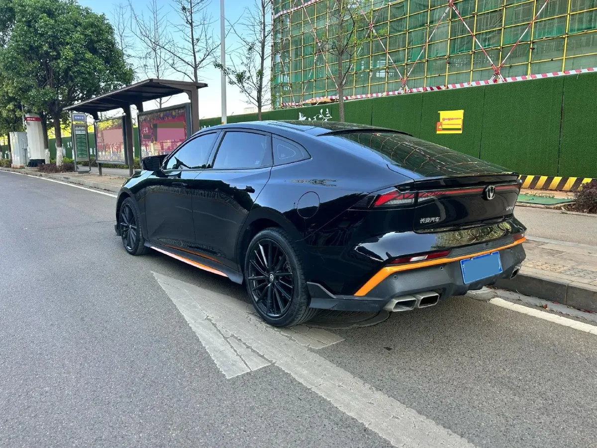 2025 ChangAn UNI-V 1.5T 192HP L4 7DCT,autocango,china used car exporter,china ev exporter,chinese used car exporter,chinese used ev exporter