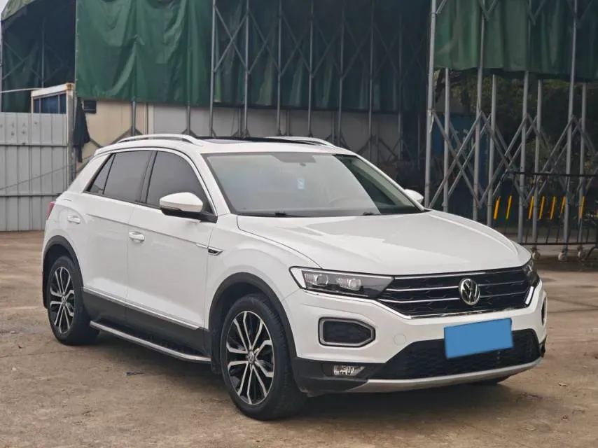 2019 Volkswagen T-Roc 1.4T 150HP L4 7DCT,autocango,china used car exporter,china ev exporter,chinese used car exporter,chinese used ev exporter