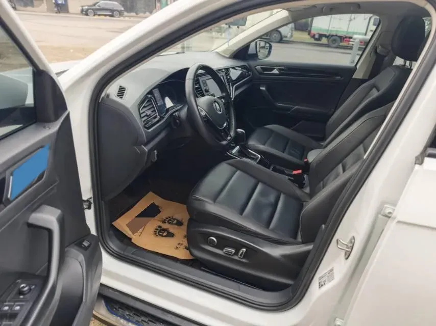 2019 Volkswagen T-Roc 1.4T 150HP L4 7DCT,autocango,china used car exporter,china ev exporter,chinese used car exporter,chinese used ev exporter