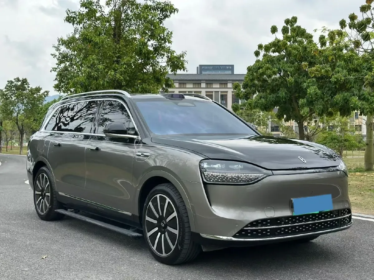 2024 AITO AITO M9 1.5T 152HP L4 REEV 42KWH,autocango,china used car exporter,china ev exporter,chinese used car exporter,chinese used ev exporter