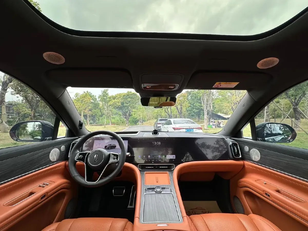 2024 AITO AITO M9 1.5T 152HP L4 REEV 42KWH,autocango,china used car exporter,china ev exporter,chinese used car exporter,chinese used ev exporter