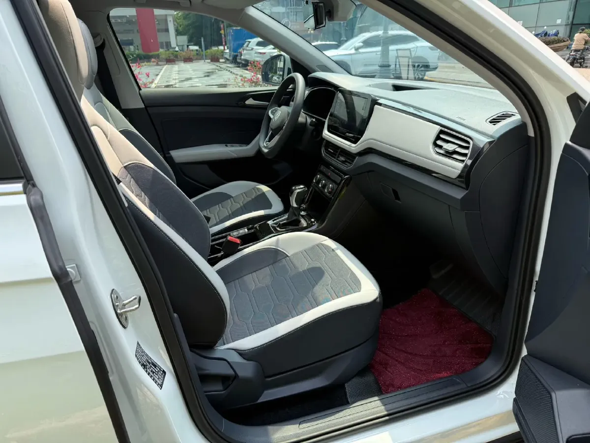 2025 Volkswagen Tharu 1.5L 110HP L4 6AT,autocango,china used car exporter,china ev exporter,chinese used car exporter,chinese used ev exporter