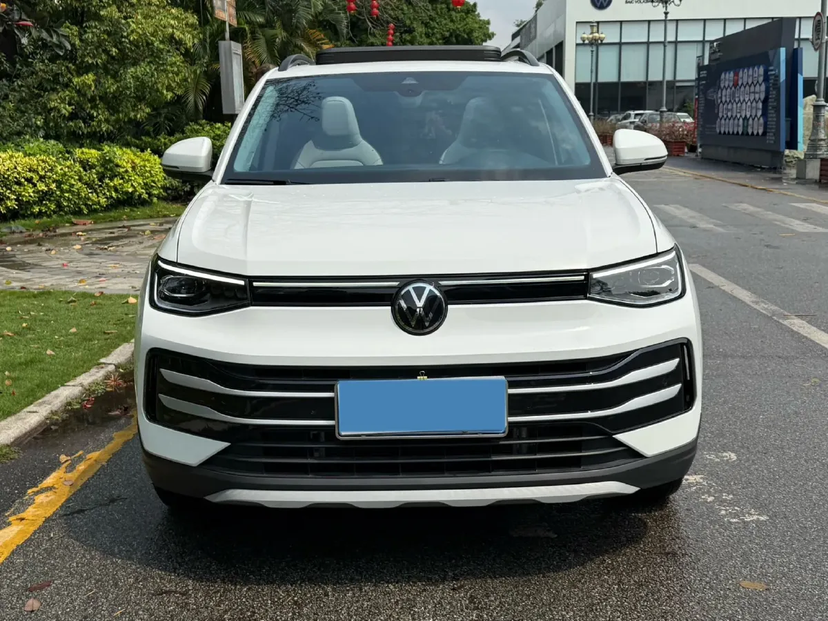2025 Volkswagen Tharu 1.5L 110HP L4 6AT,autocango,china used car exporter,china ev exporter,chinese used car exporter,chinese used ev exporter
