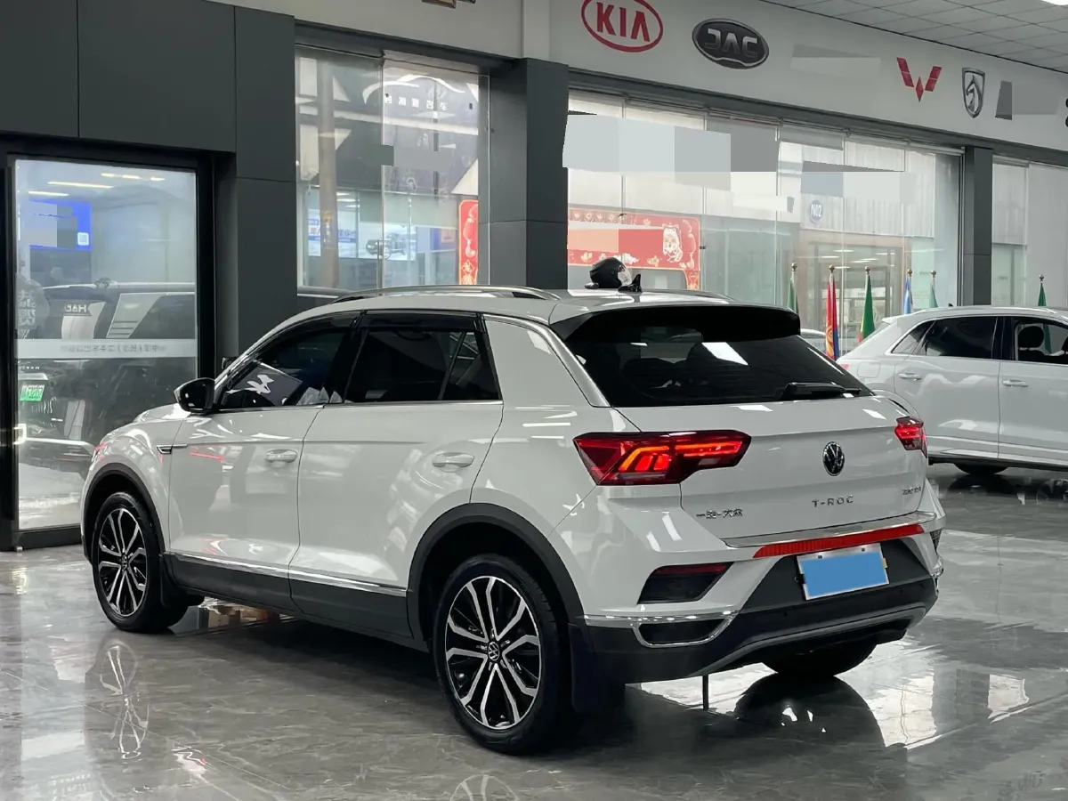 2022 Volkswagen T-Roc 1.4T 150HP L4 7DCT,autocango,china used car exporter,china ev exporter,chinese used car exporter,chinese used ev exporter