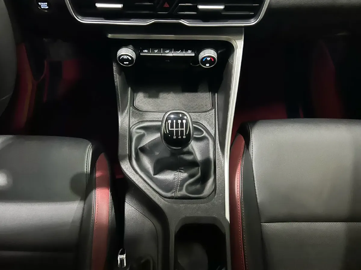 2021 Geely Coolray 1.4T 141HP L4 6MT,autocango,china used car exporter,china ev exporter,chinese used car exporter,chinese used ev exporter