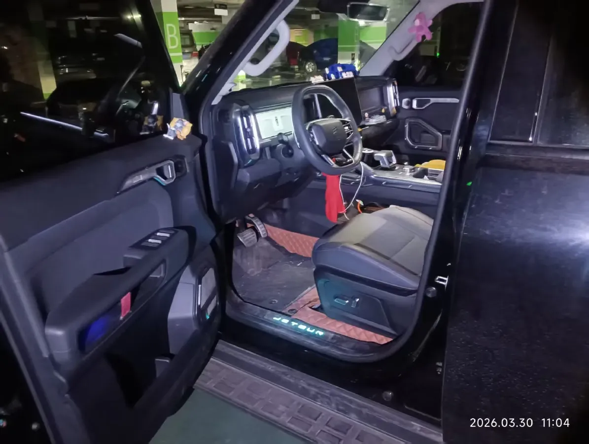 2023 Jetour Traveller 2.0T 254HP L4 7DCT,autocango,china used car exporter,china ev exporter,chinese used car exporter,chinese used ev exporter