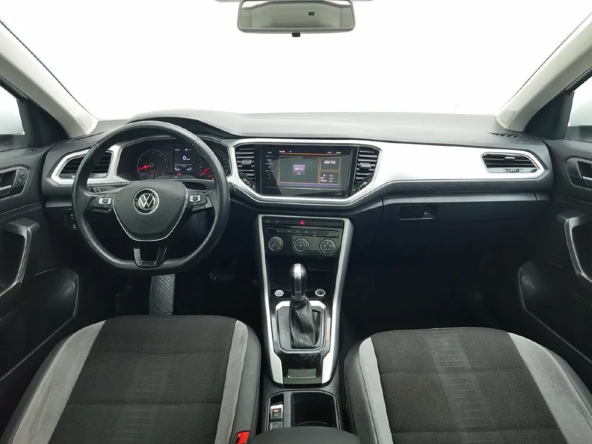 2022 Volkswagen T-Roc 1.4T 150HP L4 7DCT,autocango,china used car exporter,china ev exporter,chinese used car exporter,chinese used ev exporter