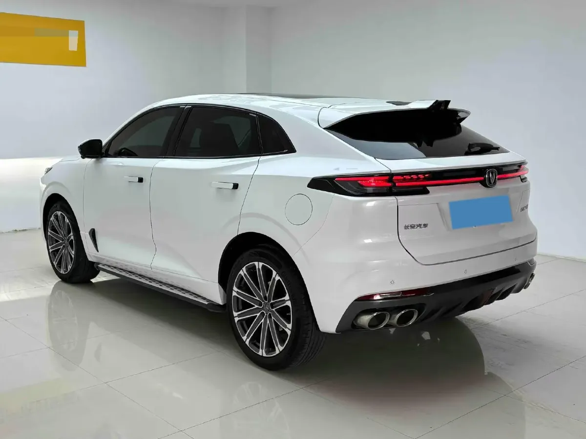 2023 ChangAn UNI-K 2.0T 233HP L4 8AT,autocango,china used car exporter,china ev exporter,chinese used car exporter,chinese used ev exporter