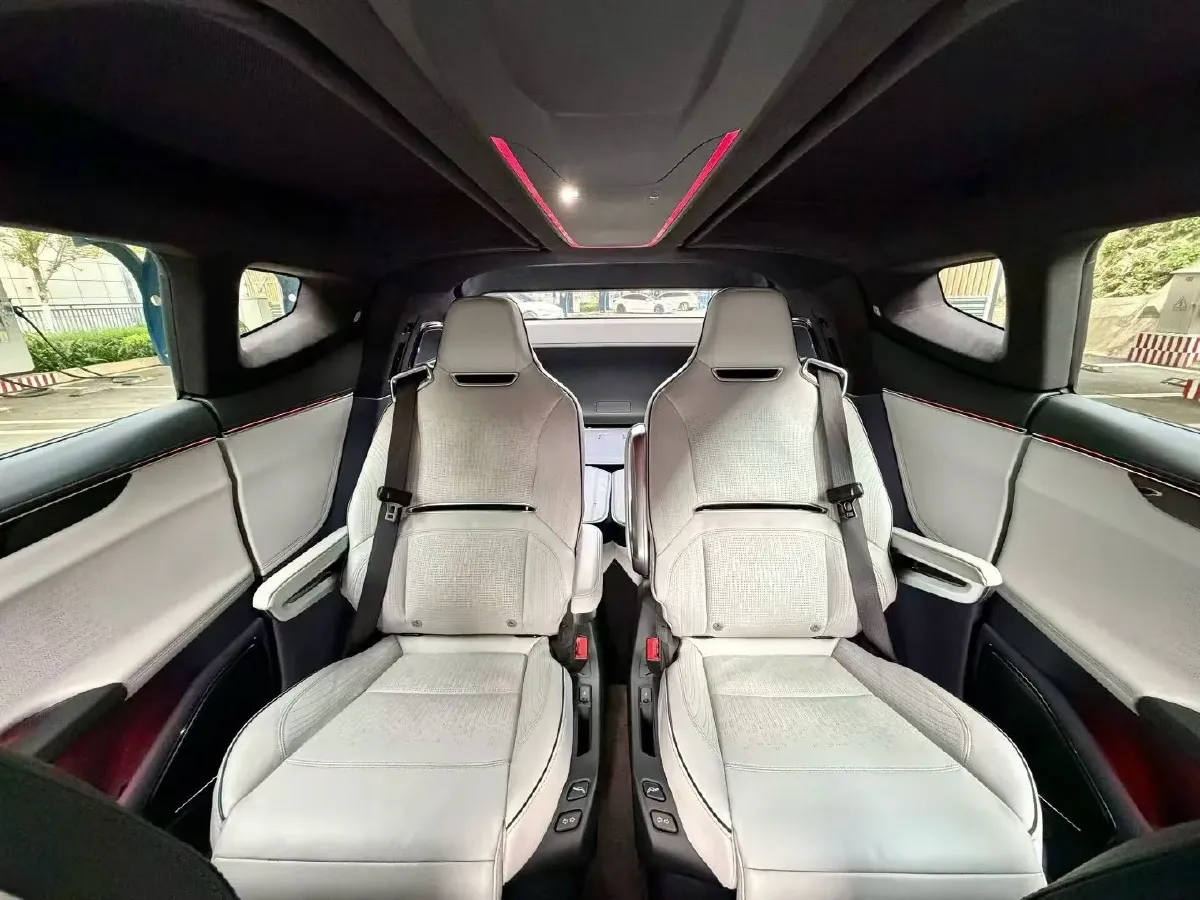 2021 HiPhi X BEV 97KWH,autocango,china used car exporter,china ev exporter,chinese used car exporter,chinese used ev exporter