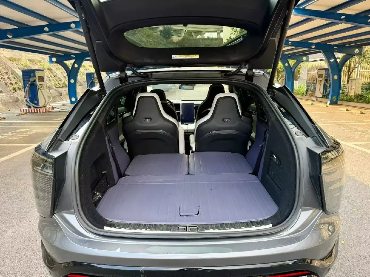 2021 HiPhi X BEV 97KWH,autocango,china used car exporter,china ev exporter,chinese used car exporter,chinese used ev exporter