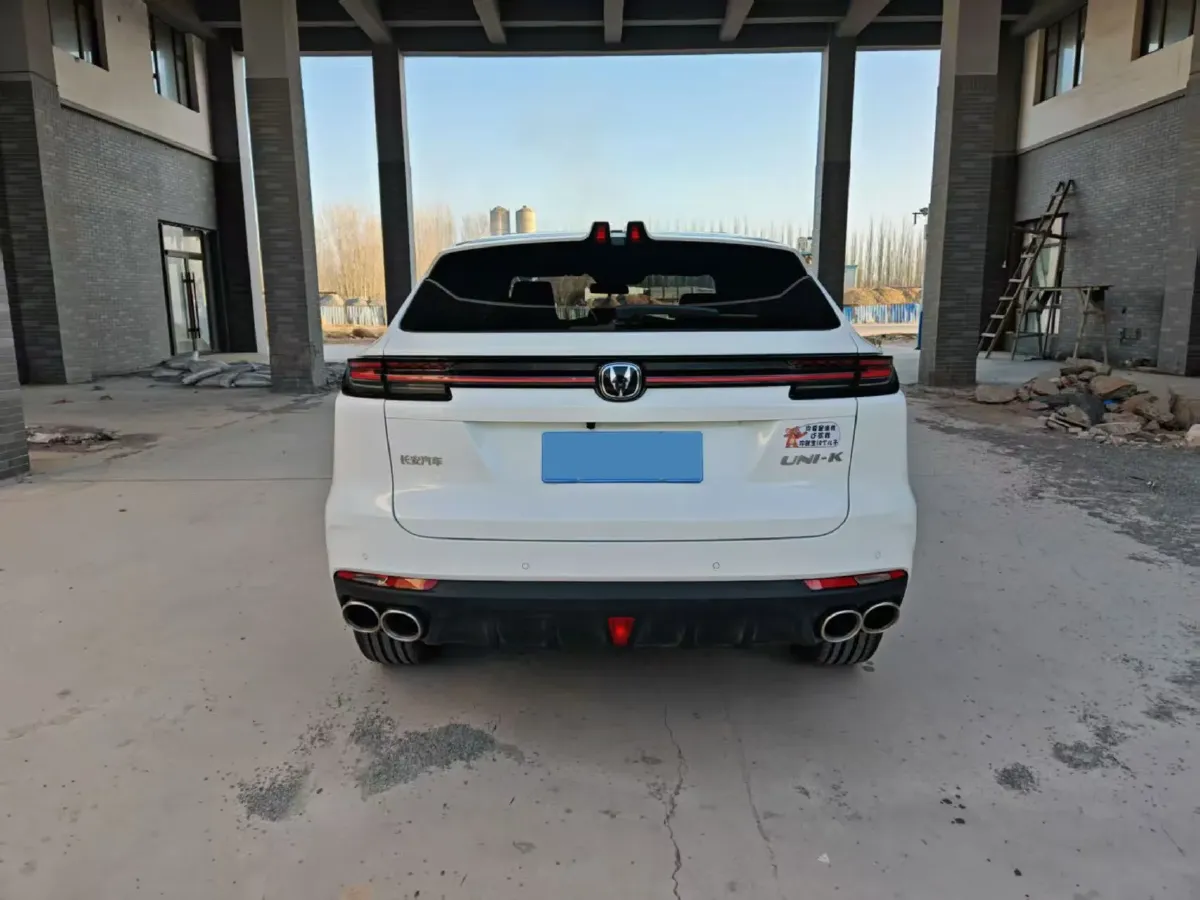 2024 ChangAn UNI-K 2.0T 233HP L4 8AT,autocango,china used car exporter,china ev exporter,chinese used car exporter,chinese used ev exporter