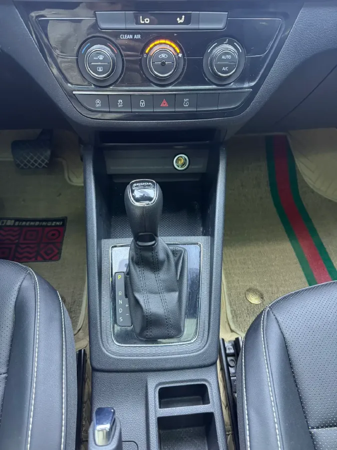 2022 Skoda Kamiq 1.5L 112HP L4 6AT,autocango,china used car exporter,china ev exporter,chinese used car exporter,chinese used ev exporter