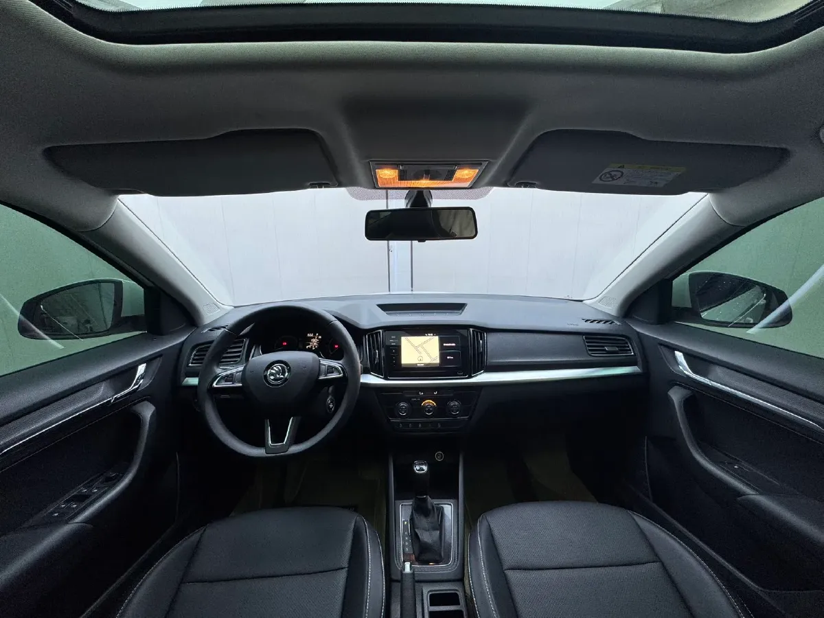 2022 Skoda Kamiq 1.5L 112HP L4 6AT,autocango,china used car exporter,china ev exporter,chinese used car exporter,chinese used ev exporter