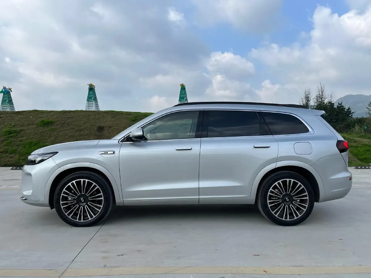 2024 AITO AITO M7 1.5T 152HP L4 REEV 38.5KWH,autocango,china used car exporter,china ev exporter,chinese used car exporter,chinese used ev exporter