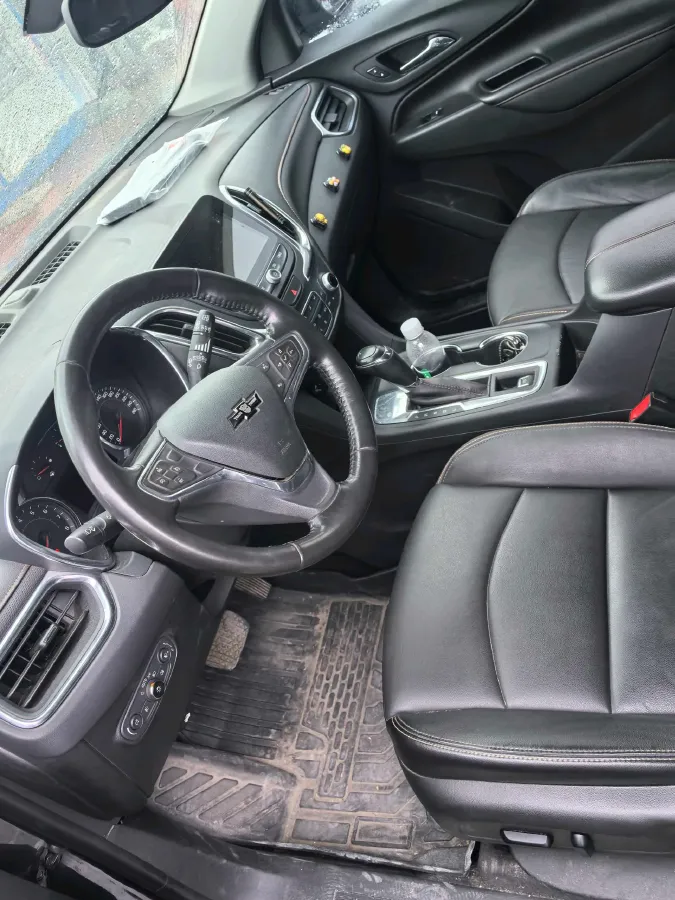 2018 Chevrolet Equinox 1.5T 180HP L4 6AT,autocango,china used car exporter,china ev exporter,chinese used car exporter,chinese used ev exporter