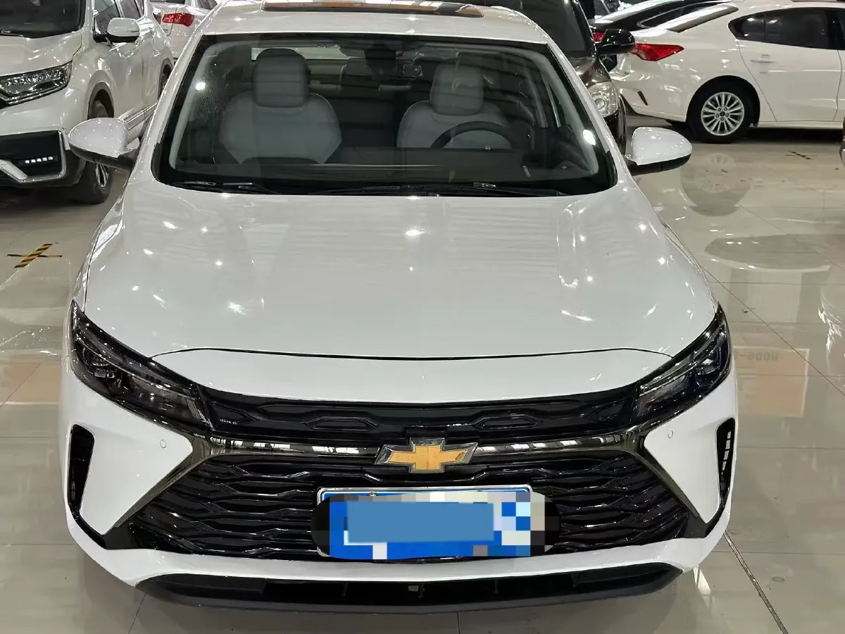 2023 Chevrolet Monza 1.5L 113HP L4 6DCT,autocango,china used car exporter,china ev exporter,chinese used car exporter,chinese used ev exporter