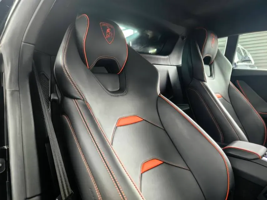 2020 Lamborghini Huracán 5.2L 611HP V10 7DCT,autocango,china used car exporter,china ev exporter,chinese used car exporter,chinese used ev exporter