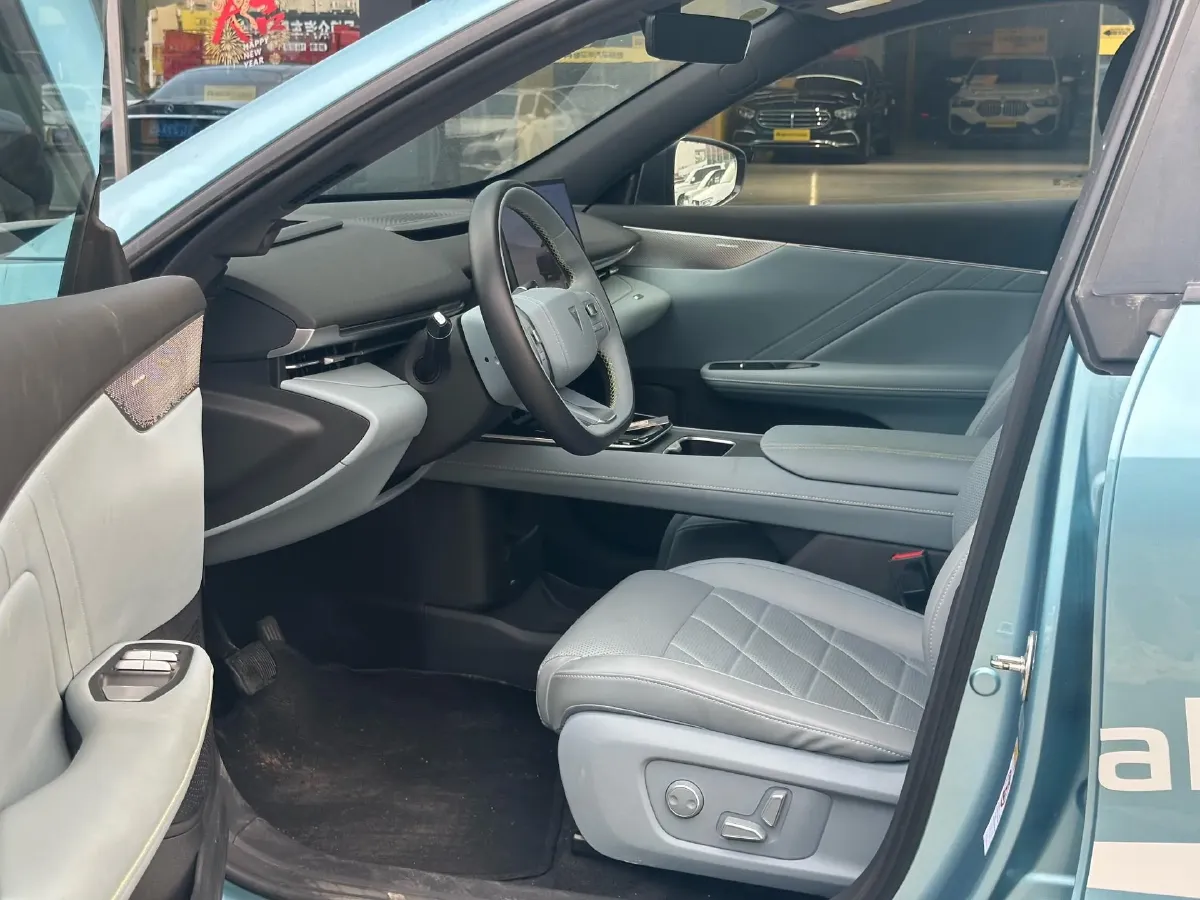 2024 Neta L BEV 68KWH,autocango,china used car exporter,china ev exporter,chinese used car exporter,chinese used ev exporter