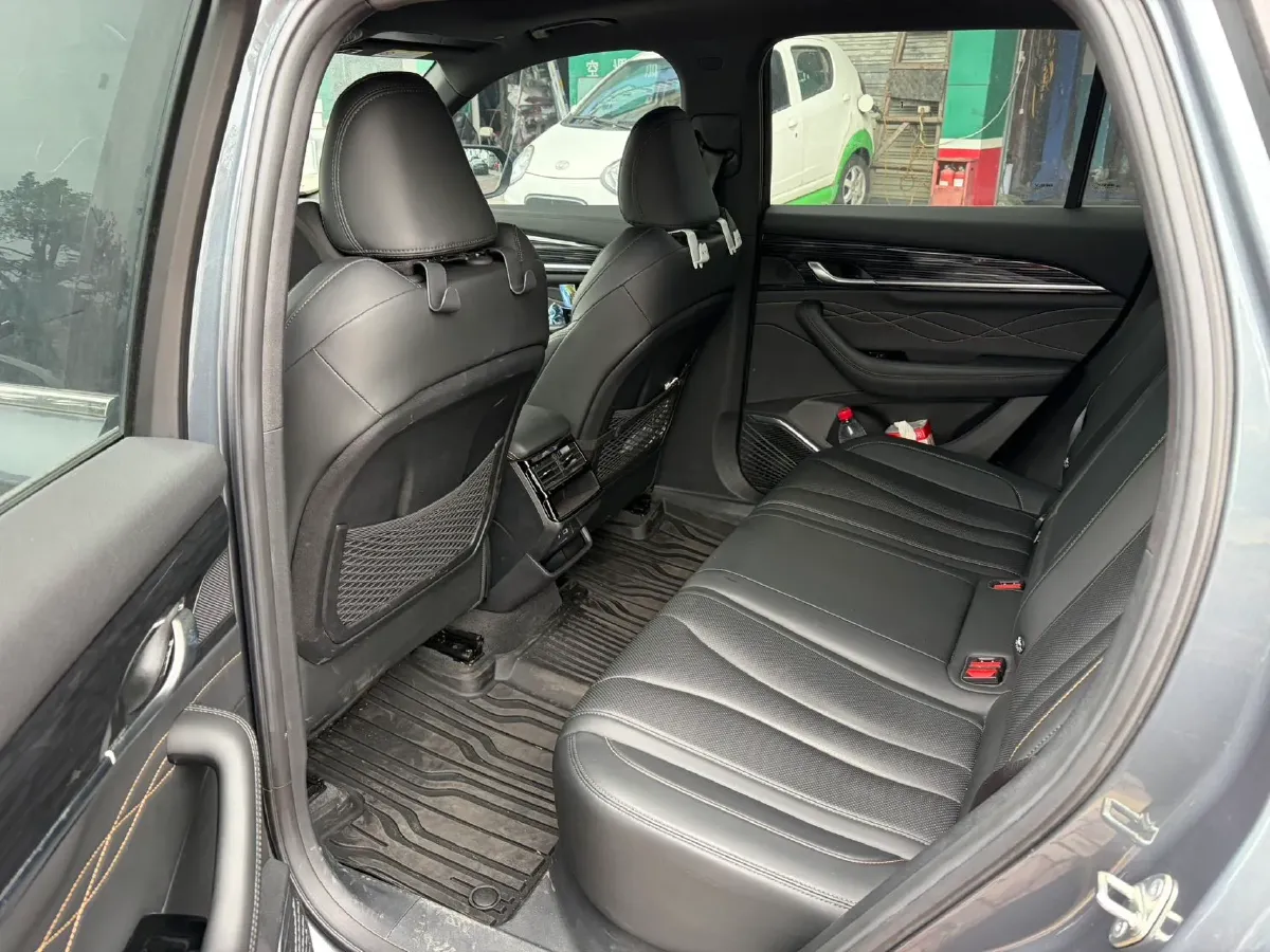 2024 Geely Monjaro 2.0T 218HP L4 7DCT,autocango,china used car exporter,china ev exporter,chinese used car exporter,chinese used ev exporter