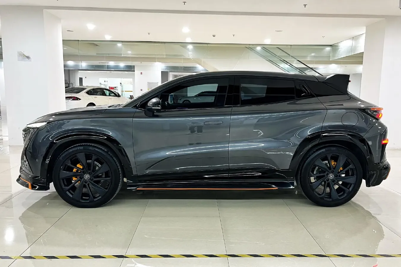 2021 ChangAn UNI-T 1.5T 180HP L4 7DCT,autocango,china used car exporter,china ev exporter,chinese used car exporter,chinese used ev exporter