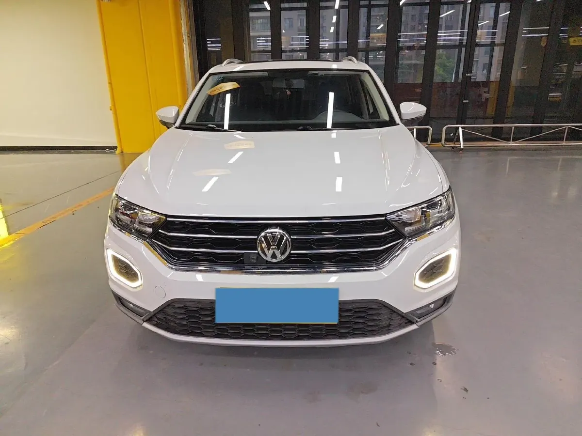 2020 Volkswagen T-Roc 1.4T 150HP L4 7DCT,autocango,china used car exporter,china ev exporter,chinese used car exporter,chinese used ev exporter