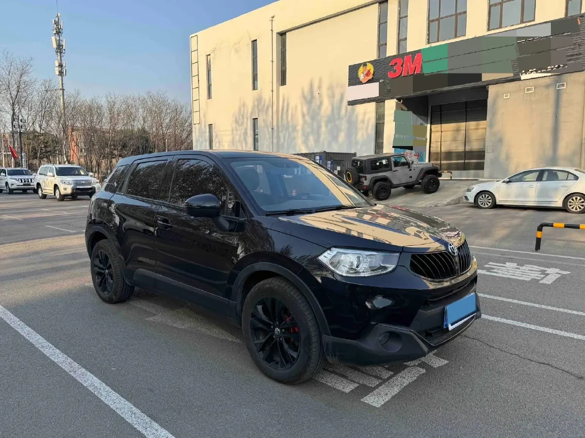 2017 Brilliance Auto V3 1.5L 112HP L4 5AT,autocango,china used car exporter,china ev exporter,chinese used car exporter,chinese used ev exporter