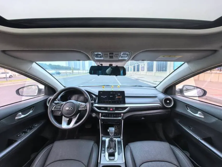 2021 Kia K3 1.5L 115HP L4 CVT,autocango,china used car exporter,china ev exporter,chinese used car exporter,chinese used ev exporter