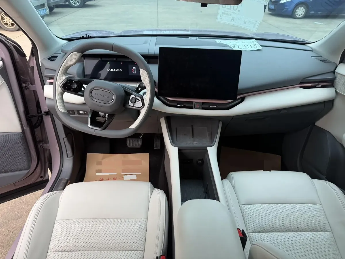 2023 LYNK&CO 06 EM-P 1.5L 120HP L4 3DHT PHEV 19.09KWH,autocango,china used car exporter,china ev exporter,chinese used car exporter,chinese used ev exporter