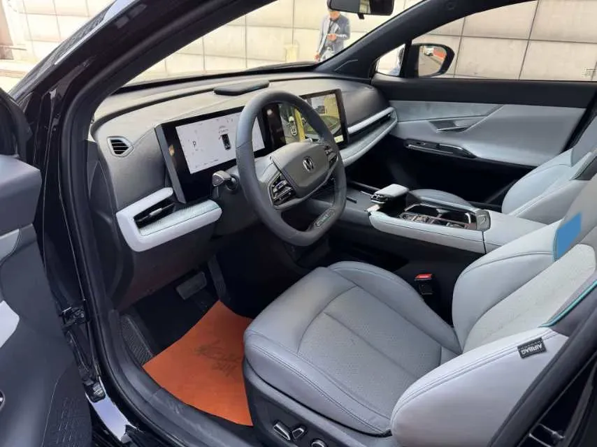 2023 ChangAn UNI-T 1.5T 188HP L4 7DCT,autocango,china used car exporter,china ev exporter,chinese used car exporter,chinese used ev exporter