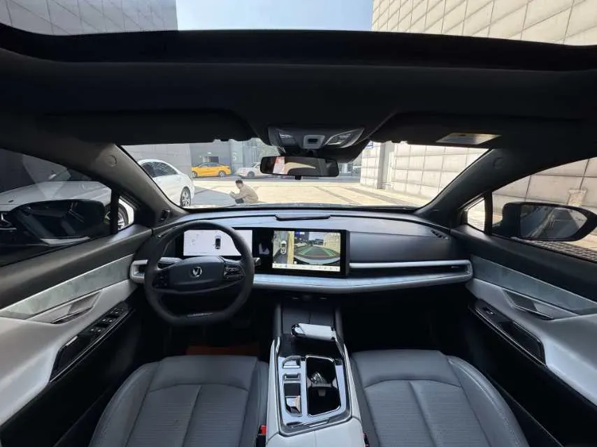 2023 ChangAn UNI-T 1.5T 188HP L4 7DCT,autocango,china used car exporter,china ev exporter,chinese used car exporter,chinese used ev exporter