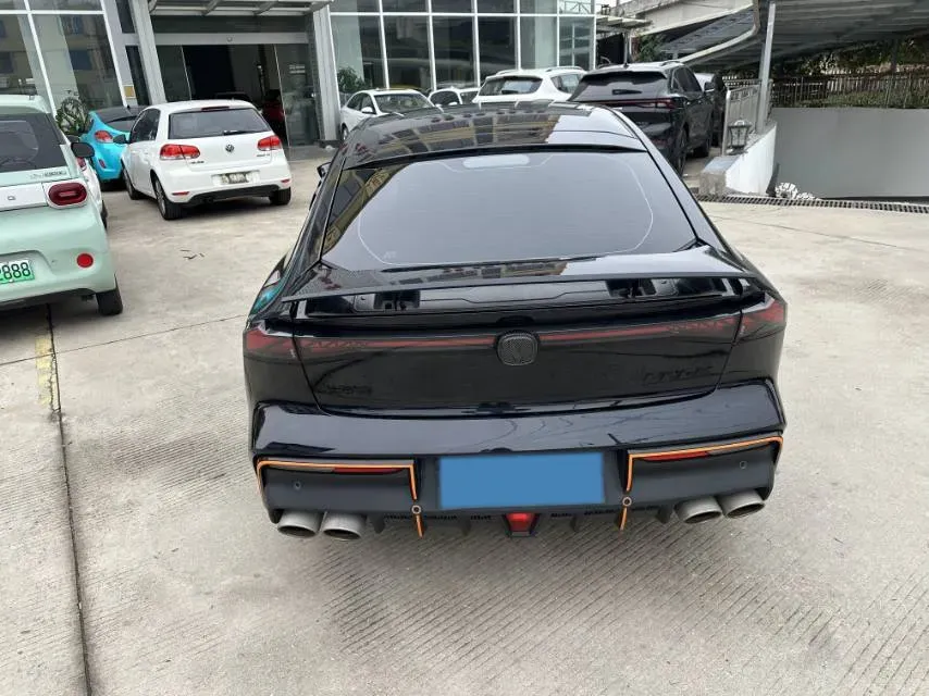 2023 ChangAn UNI-V 2.0T 233HP L4 8AT,autocango,china used car exporter,china ev exporter,chinese used car exporter,chinese used ev exporter