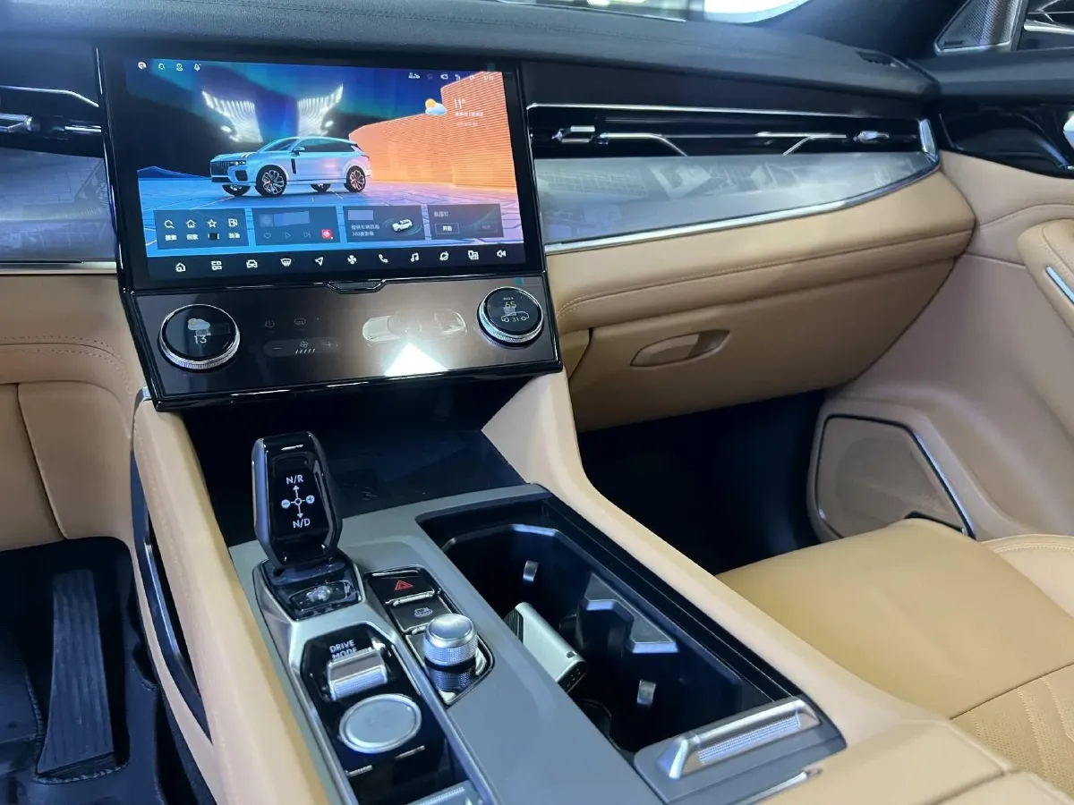 2024 LYNK&CO 09 2.0T 254HP L4 8AT,autocango,china used car exporter,china ev exporter,chinese used car exporter,chinese used ev exporter