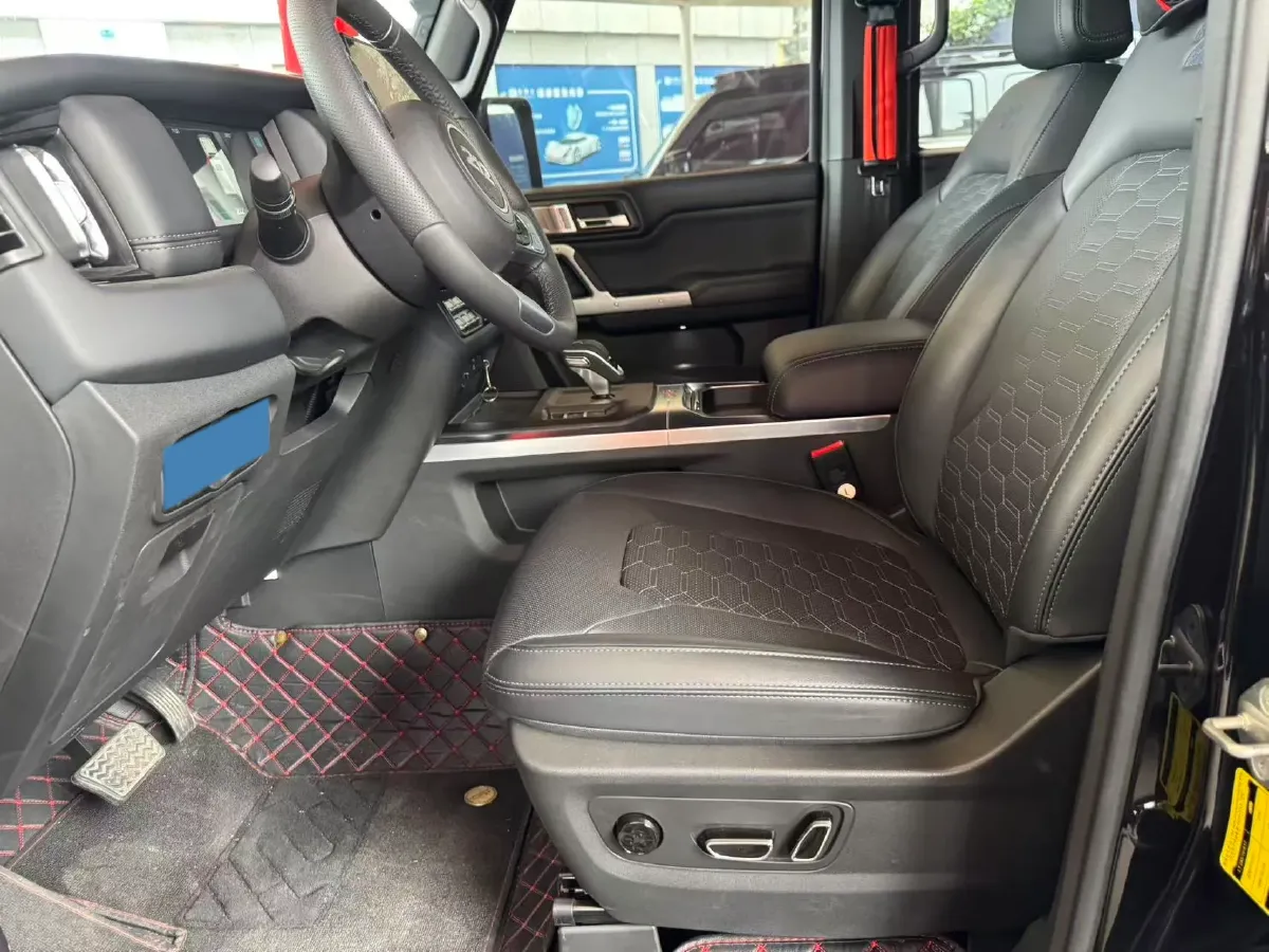 2025 212 212 T01 2.0T 252HP L4 8AT,autocango,china used car exporter,china ev exporter,chinese used car exporter,chinese used ev exporter