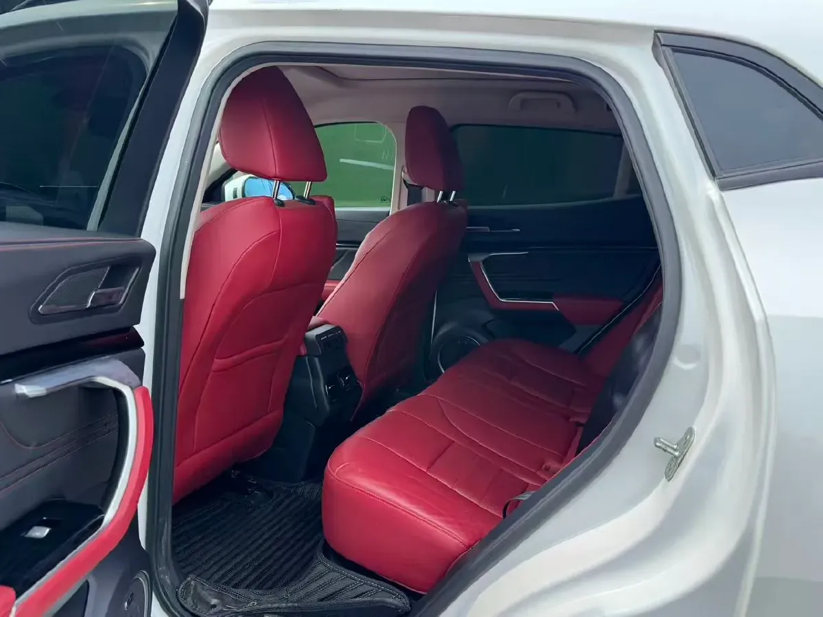 2017 WEY VV5 2.0T 197HP L4 7DCT,autocango,china used car exporter,china ev exporter,chinese used car exporter,chinese used ev exporter